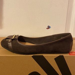 Brown women shoe size 12